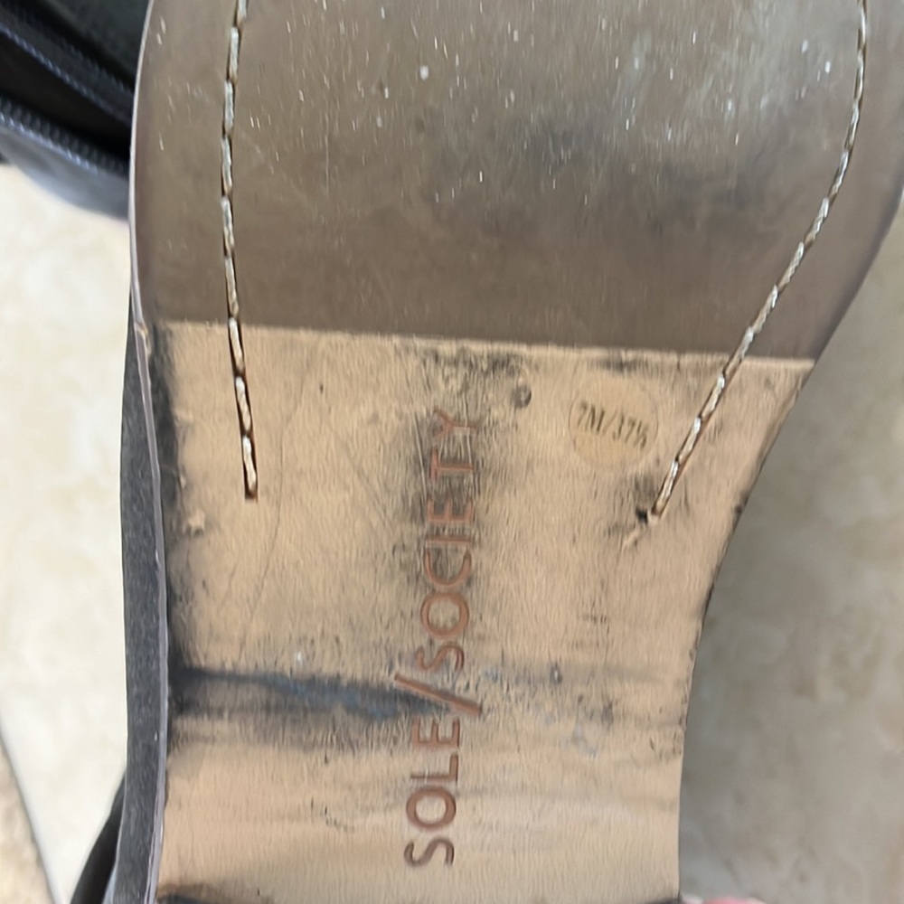 Black Ruffle Booties - Picture 6 of 7